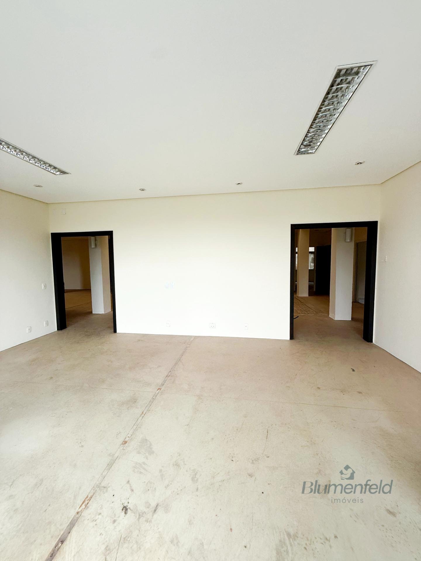 Comercial à venda com 18 vagas e 724m² no Perová, Arujá (SP) — foto 5 de 27