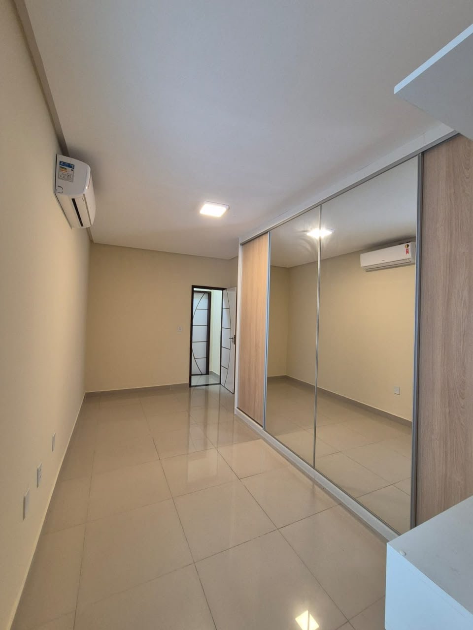 Casa à venda com 2 quartos, 1 suíte, 1 vaga e 81m² no Mangabeira, Feira de Santana (BA) — foto 8 de 28