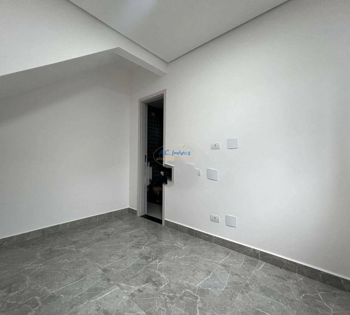 Casa à venda com 3 quartos, 3 suítes, 1 vaga e 104m² no Aviação, Praia Grande (SP) — foto 12 de 28