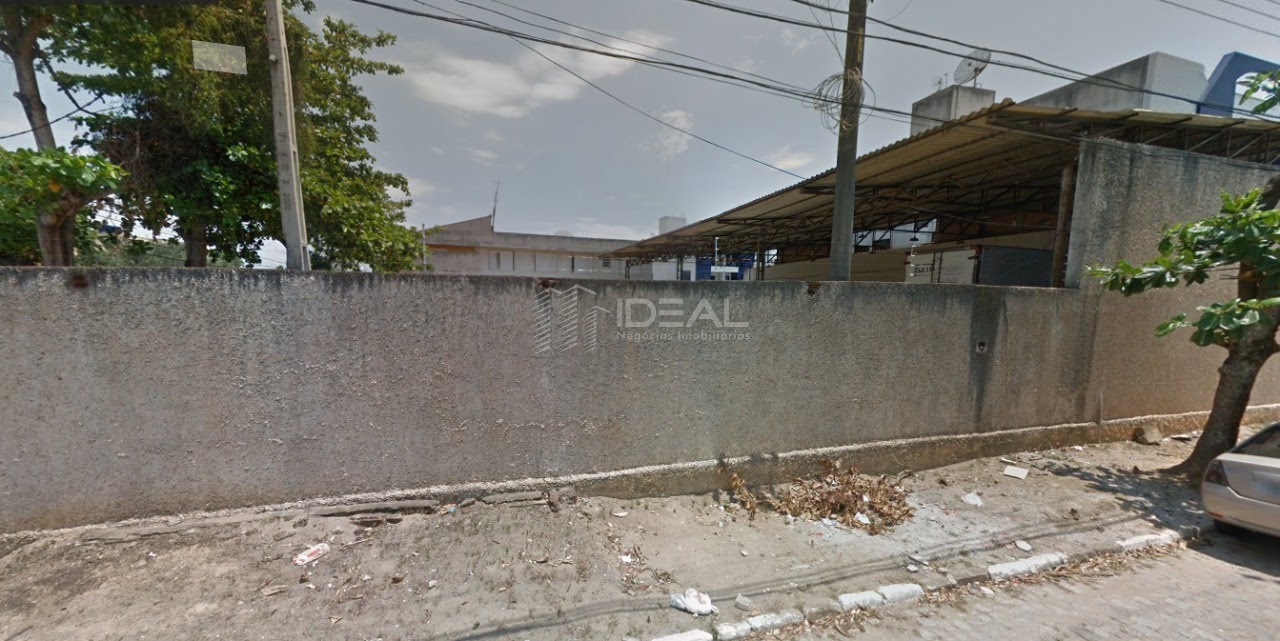 Terreno à venda no Flamboyant em Campos dos Goytacazes RJ
