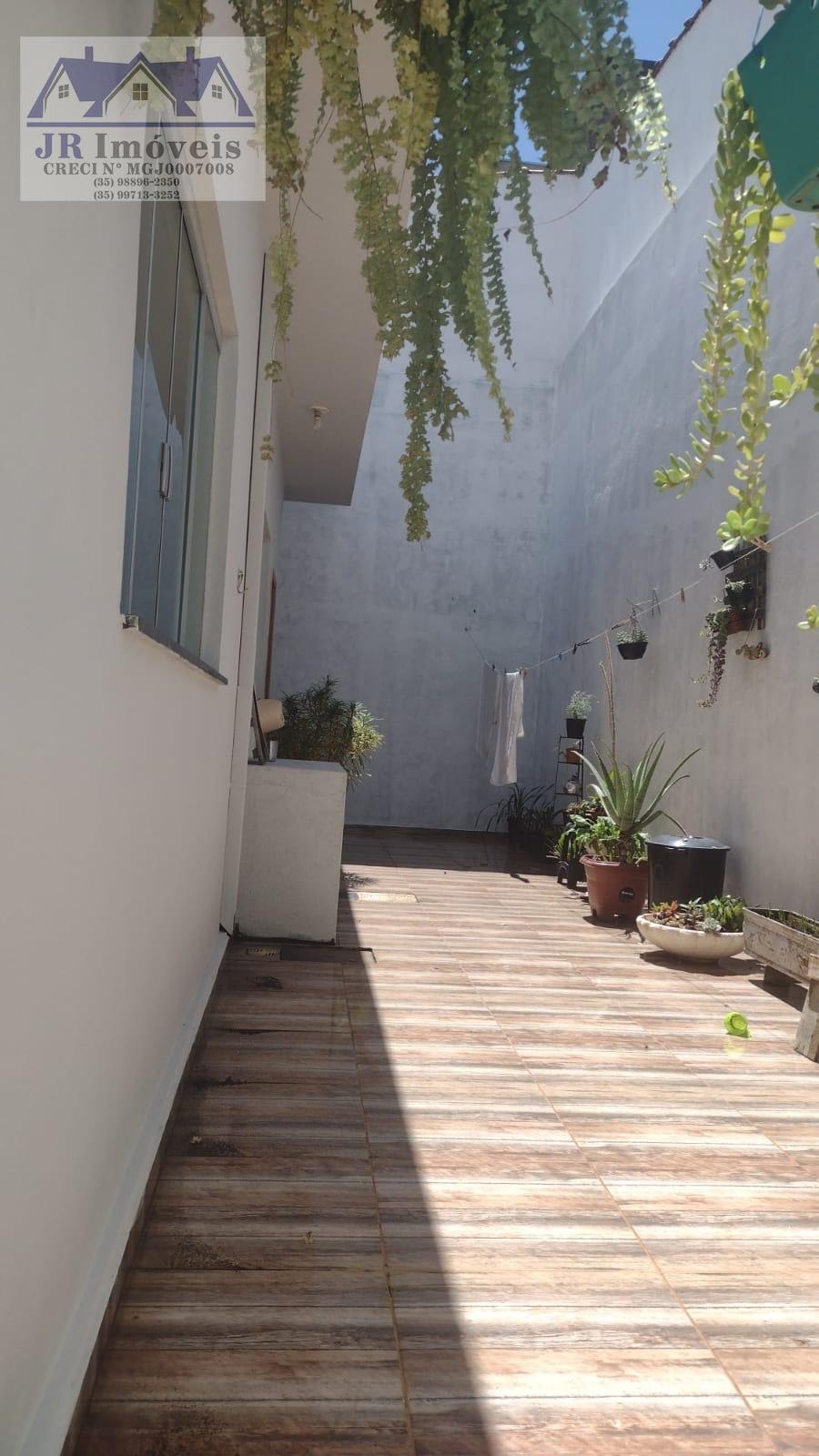Casa à venda com 2 quartos, 1 suíte, 2 vagas e 300m² no Bairro Laje, Piranguinho (MG) — foto 6 de 25