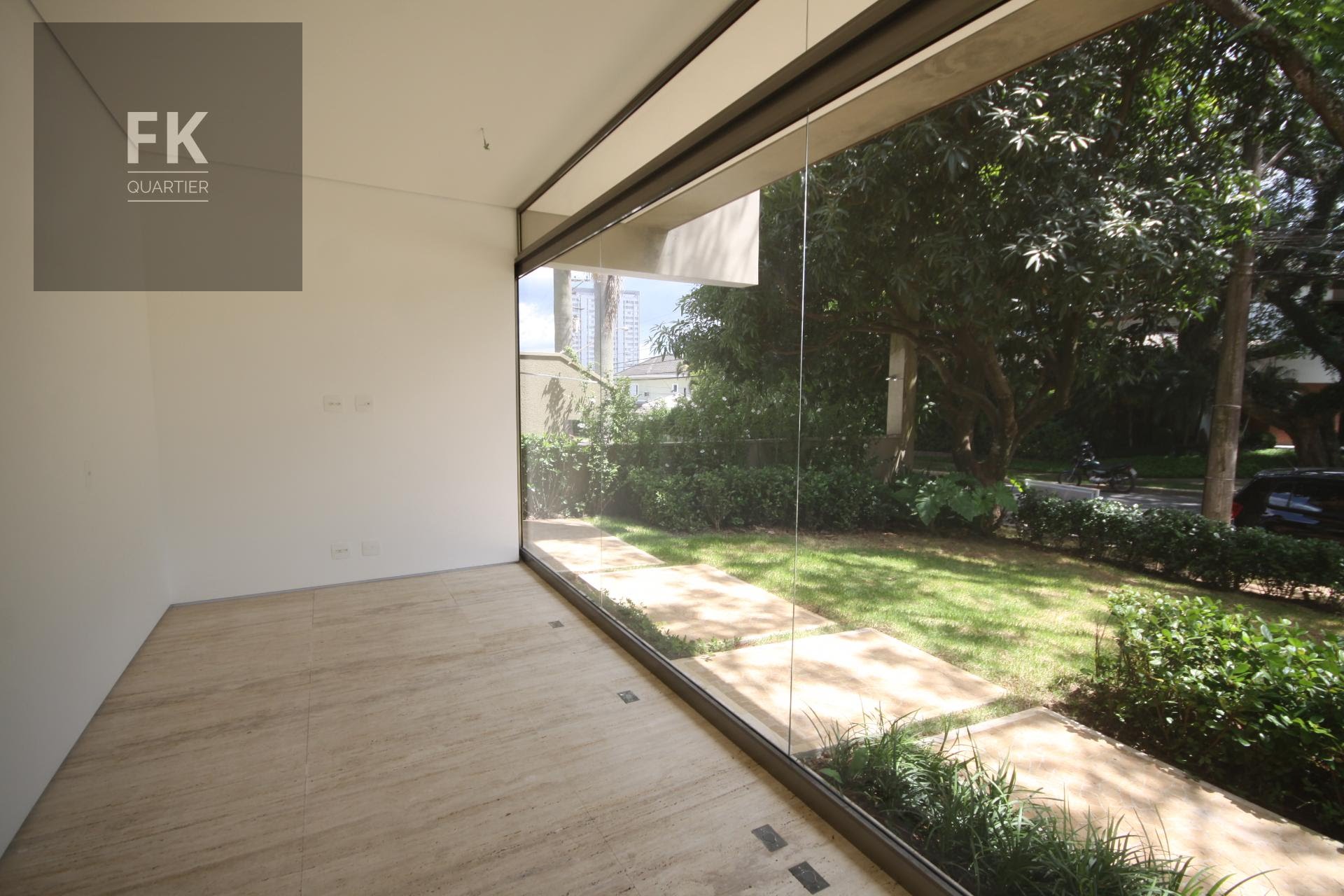 Casa à venda com 5 quartos, 5 suítes, 5 vagas e 646m² no Alphaville Residencial Um, Barueri (SP) — foto 7 de 16