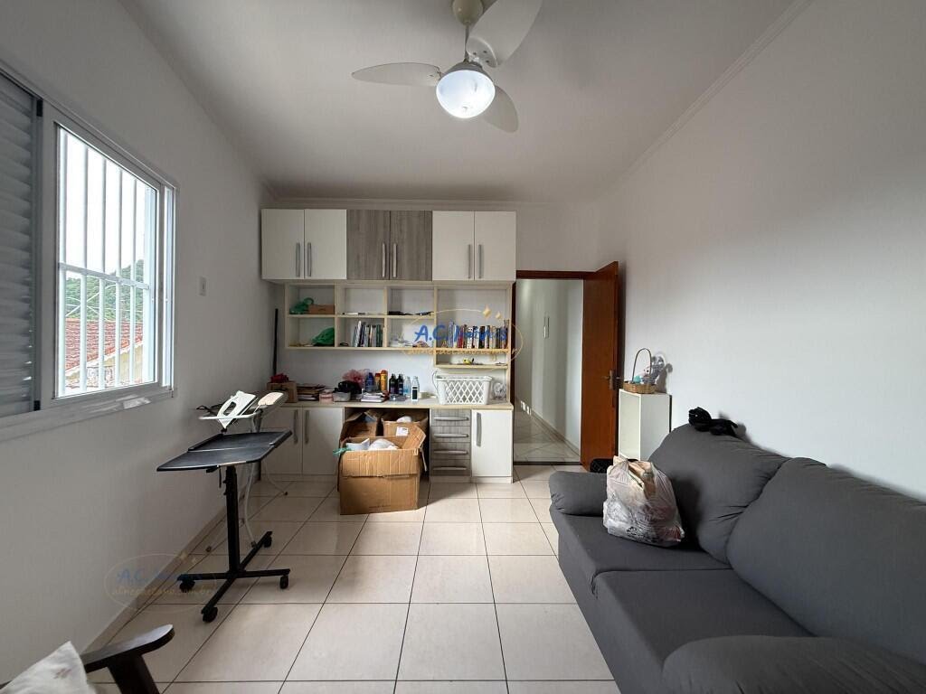 Casa à venda com 3 quartos, 1 suíte, 2 vagas e 177m² no Canto do Forte, Praia Grande (SP) — foto 14 de 19