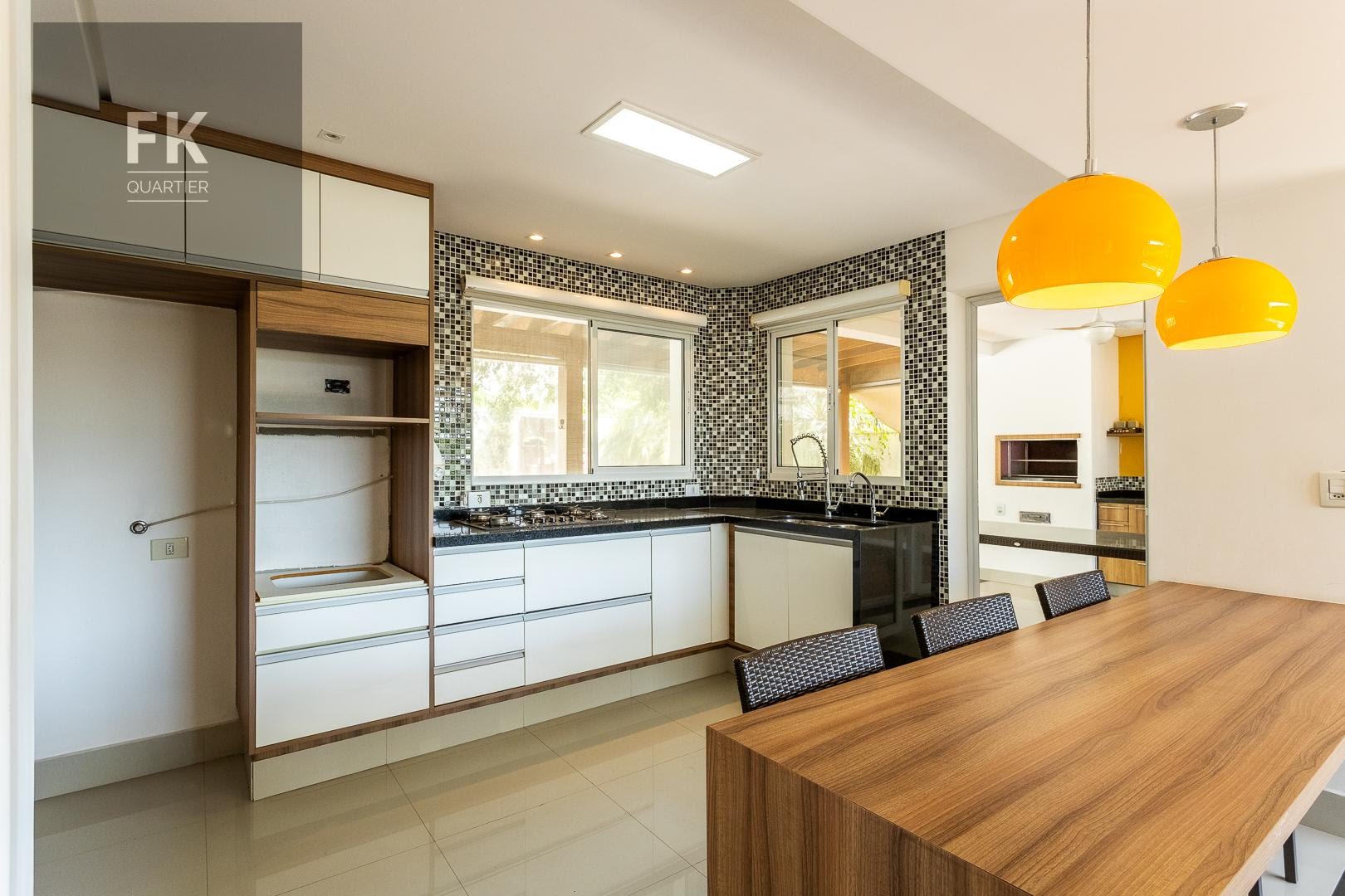 Casa à venda com 3 quartos, 3 suítes, 4 vagas e 245m² no Alphaville, Santana de Parnaíba (SP) — foto 8 de 26