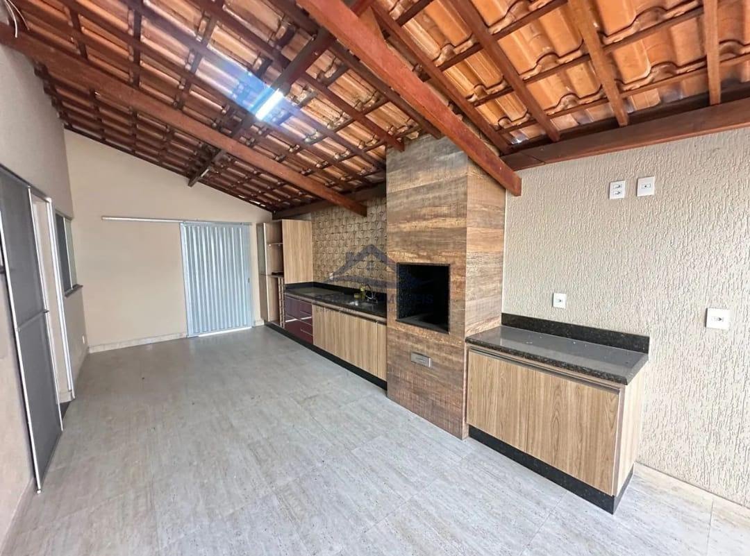 Casa à venda com 3 quartos, 1 suíte, 4 vagas e 360m² no Iporanga, Sete Lagoas (MG) — foto 15 de 18