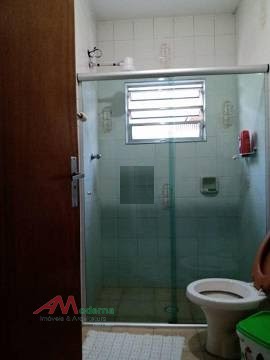 Casa à venda com 3 quartos, 1 suíte, 4 vagas e 250m² no Canhema, Diadema (SP) — foto 13 de 20