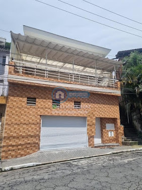 Casa de renda em Santana, São Paulo: 350m², 4 dormitórios, 2 suítes por R$1.710.000 - Venda