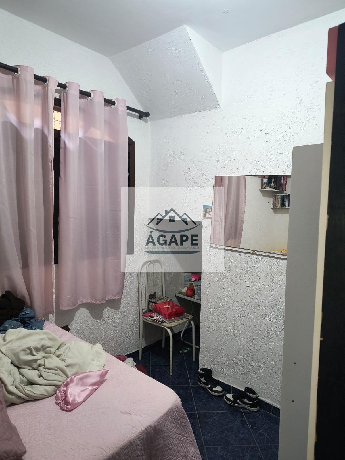 Casa à venda com 3 quartos, 1 suíte, 2 vagas e 200m² no Jardim Saint Moritz, Taboão da Serra (SP) — foto 24 de 30