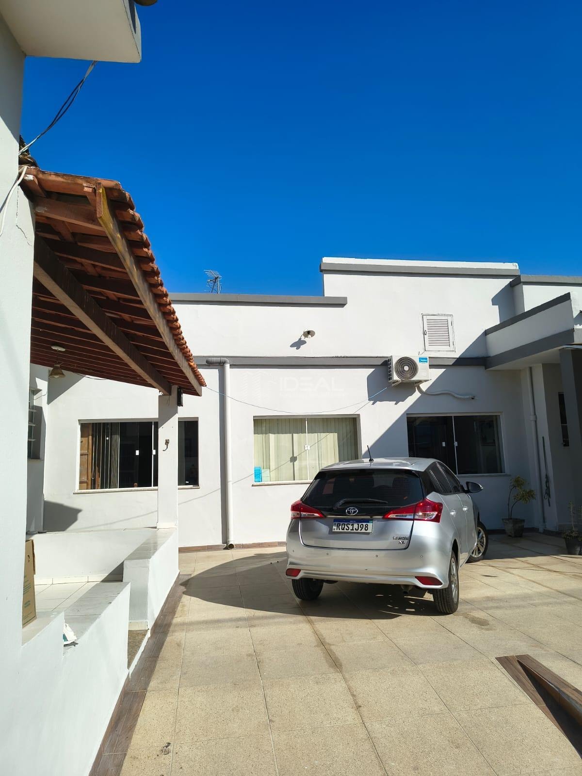 Casa à venda com 4 quartos, 2 suítes, 3 vagas e 225m² no Ips, Campos dos Goytacazes (RJ) — foto 10 de 30