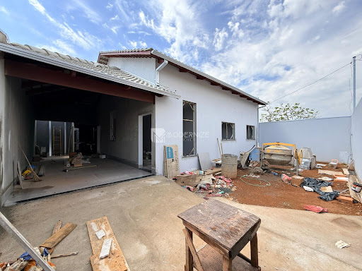 Casa em Residencial Village  -  Catalão