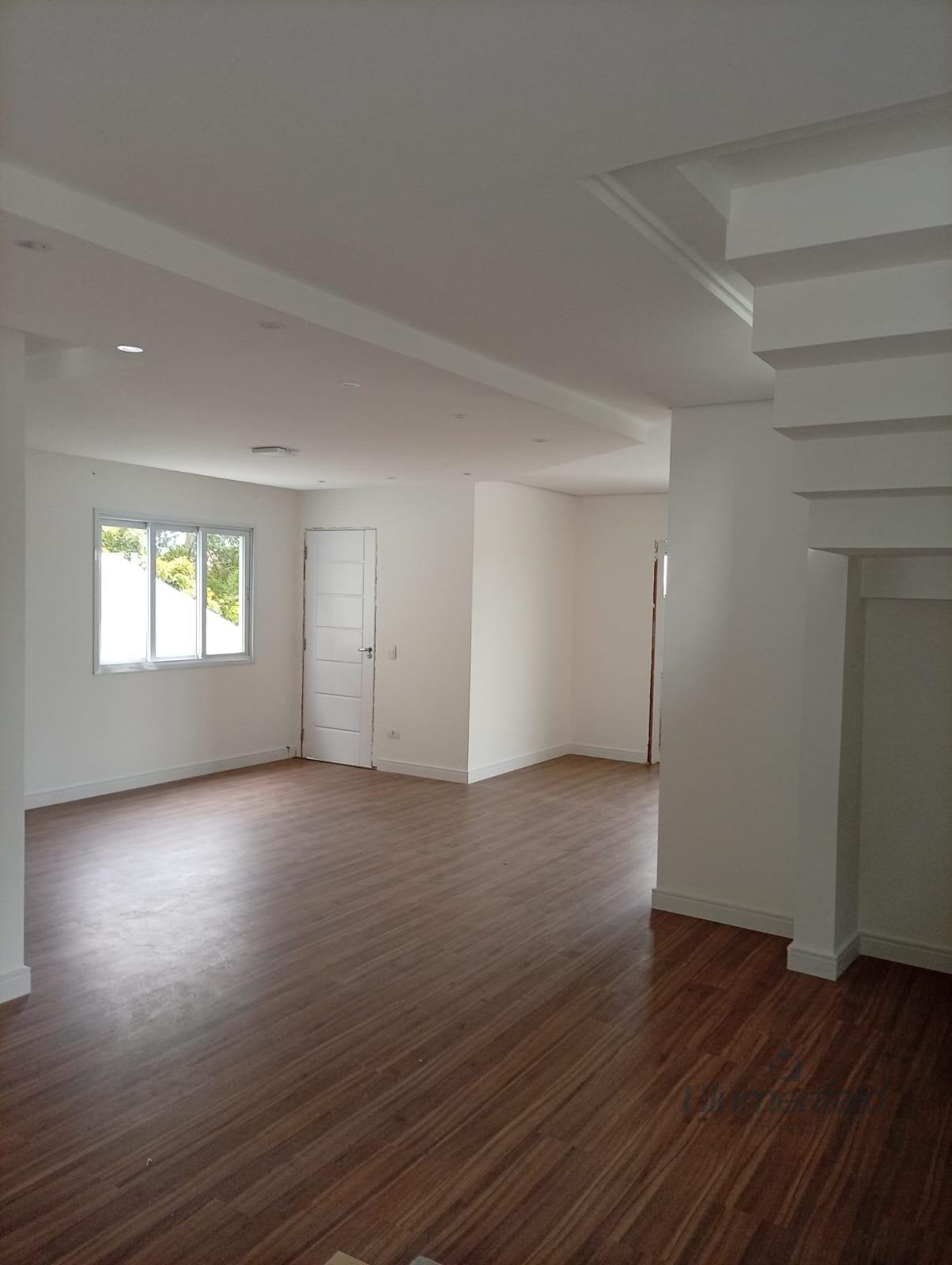 Casa à venda com 4 quartos, 4 suítes, 3 vagas e 311m² no Condominio Arujazinho V, Arujá (SP) — foto 6 de 30