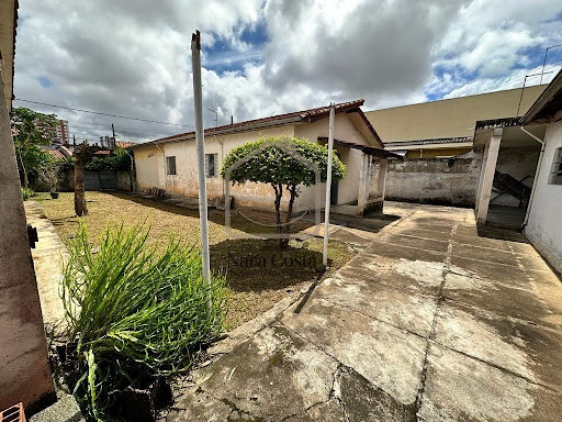 Terreno para Venda em Suzano / SP no bairro Jardim Santa Helena 