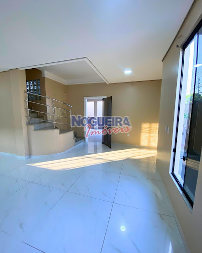 🏡 Casa de Alto Padrão à Venda – Jardim dos Migrantes,