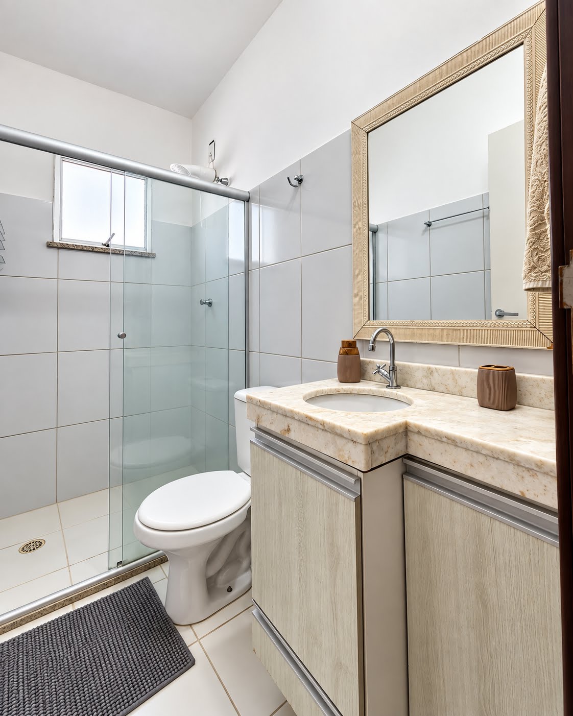 Casa para alugar com 3 quartos, 1 suíte, 2 vagas e 198m² no Sim, Feira de Santana (BA) — foto 9 de 11