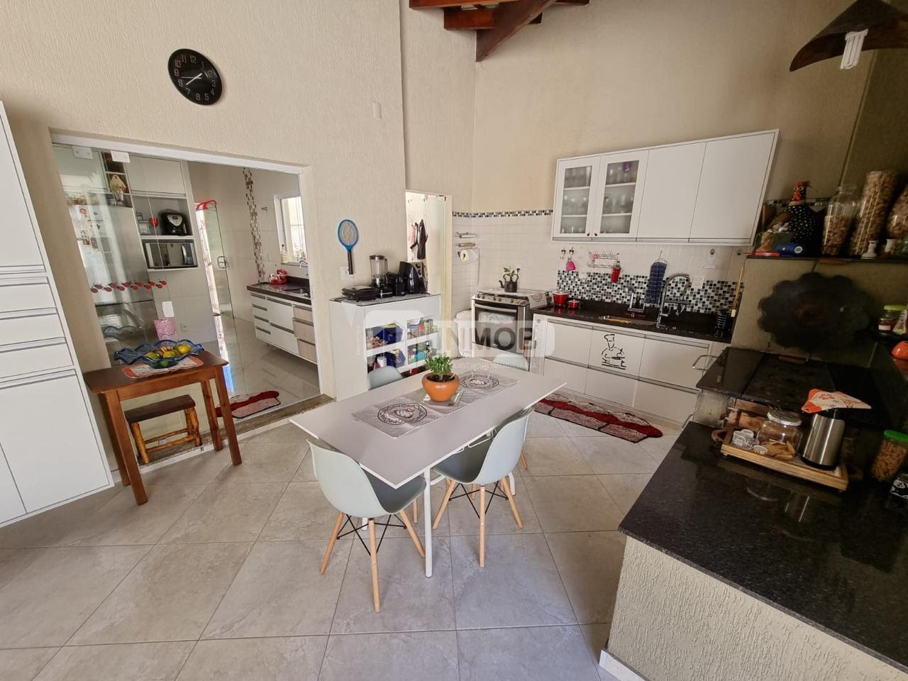 Casa à venda com 4 quartos, 3 suítes, 2 vagas e 270m² no Caminho Novo, Tremembé (SP) — foto 29 de 30