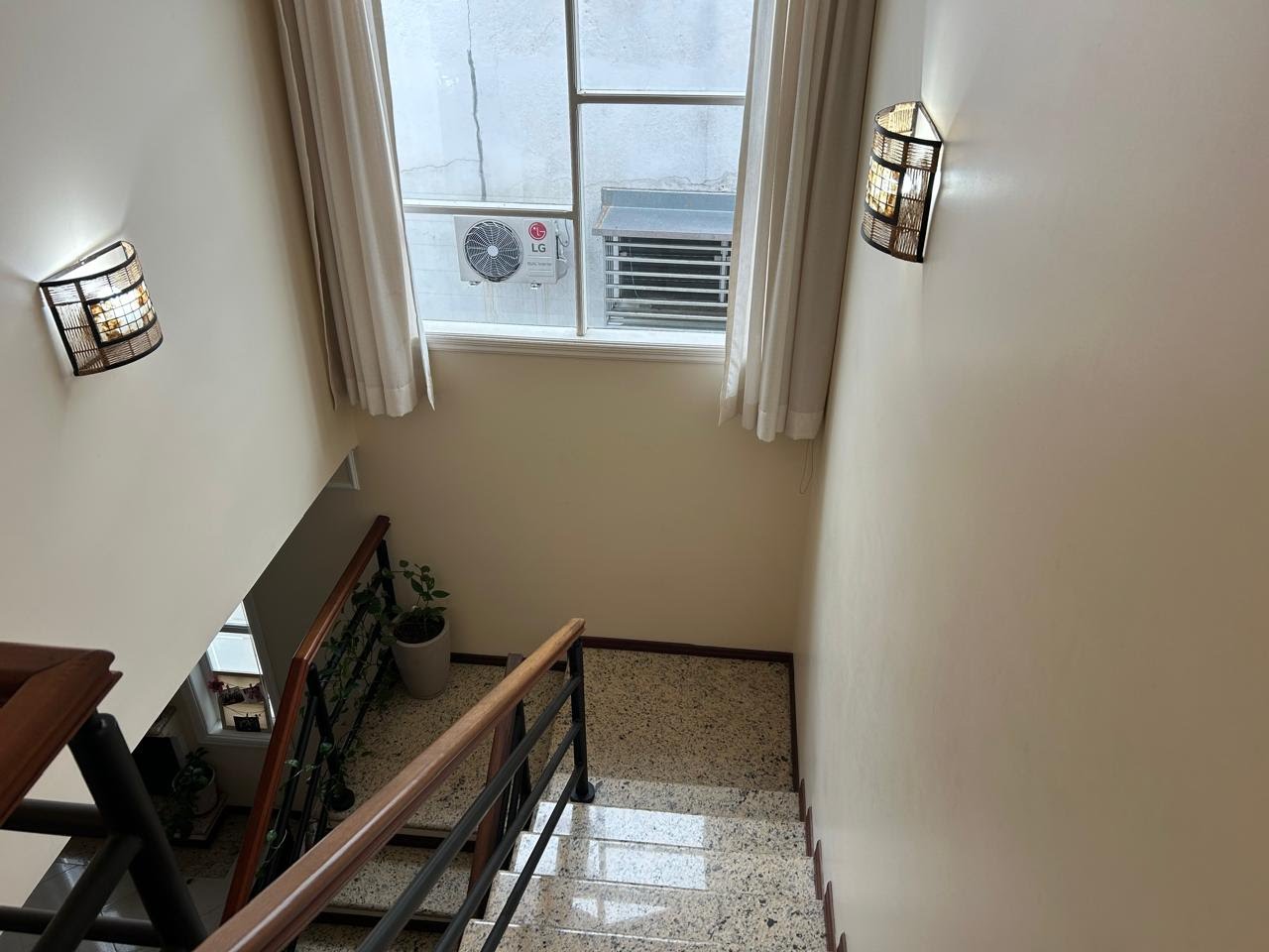 Casa à venda com 5 quartos, 2 suítes, 2 vagas e 242m² no Urbanova, São José dos Campos (SP) — foto 14 de 30
