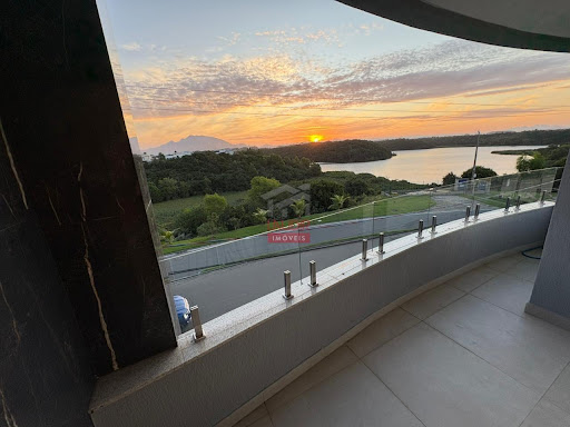 Casa em Condomínio Boulevard Lagoa Serra: 4 Suítes à Venda