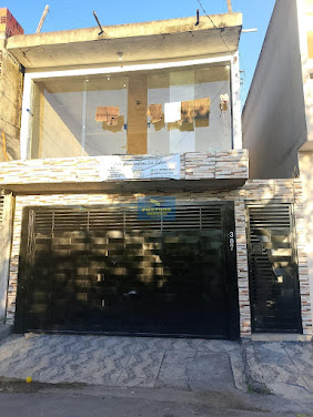Casa Sobrado em Jardim São Bernardino  -  Suzano
