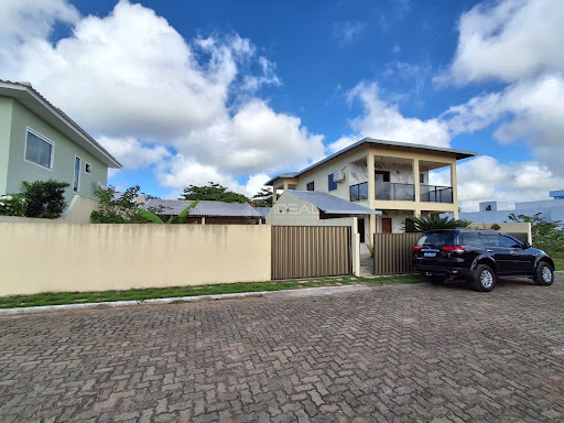 Casa dupolex de 4 quartos para venda no Condomínio Marisol na praia de Manguinhos - São Francisco, RJ