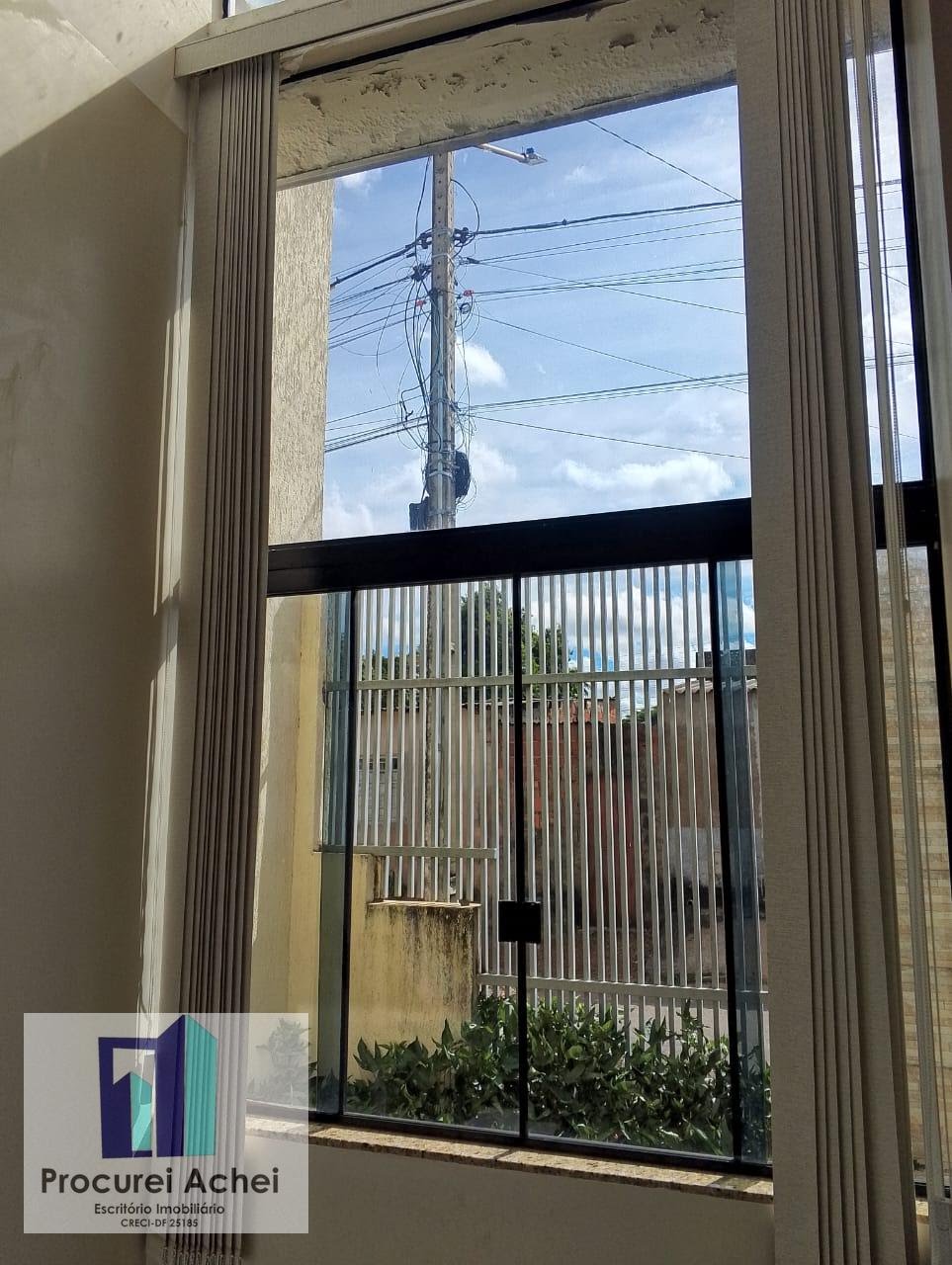 Casa à venda com 3 quartos, 1 suíte, 2 vagas e 200m² no Setor Residencial Leste (planaltina), Brasília (DF) — foto 8 de 17