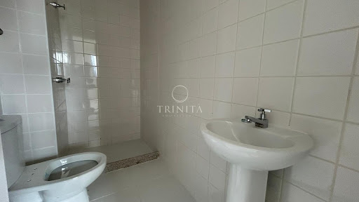 banheiro-trinitaimobiliaria-elos-ilhapura