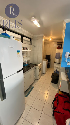 Cozinha Americana com armários