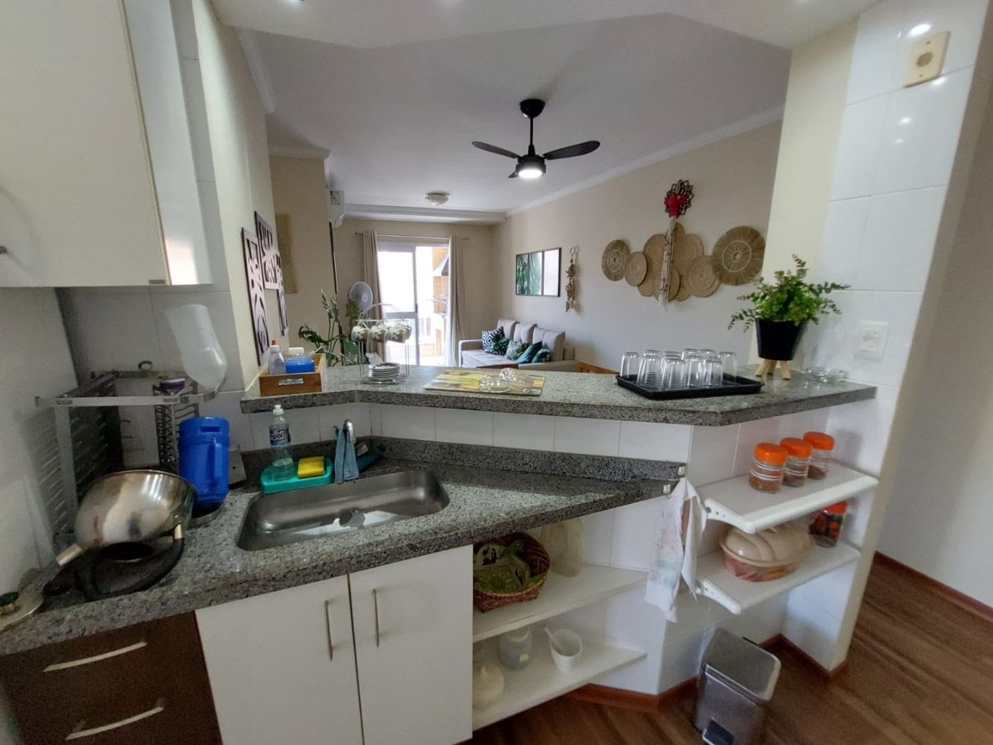 Apartamento à venda com 2 quartos, 2 banheiros, 2 vagas e 120m² no Praia Grande, Ubatuba (SP) — foto 8 de 15