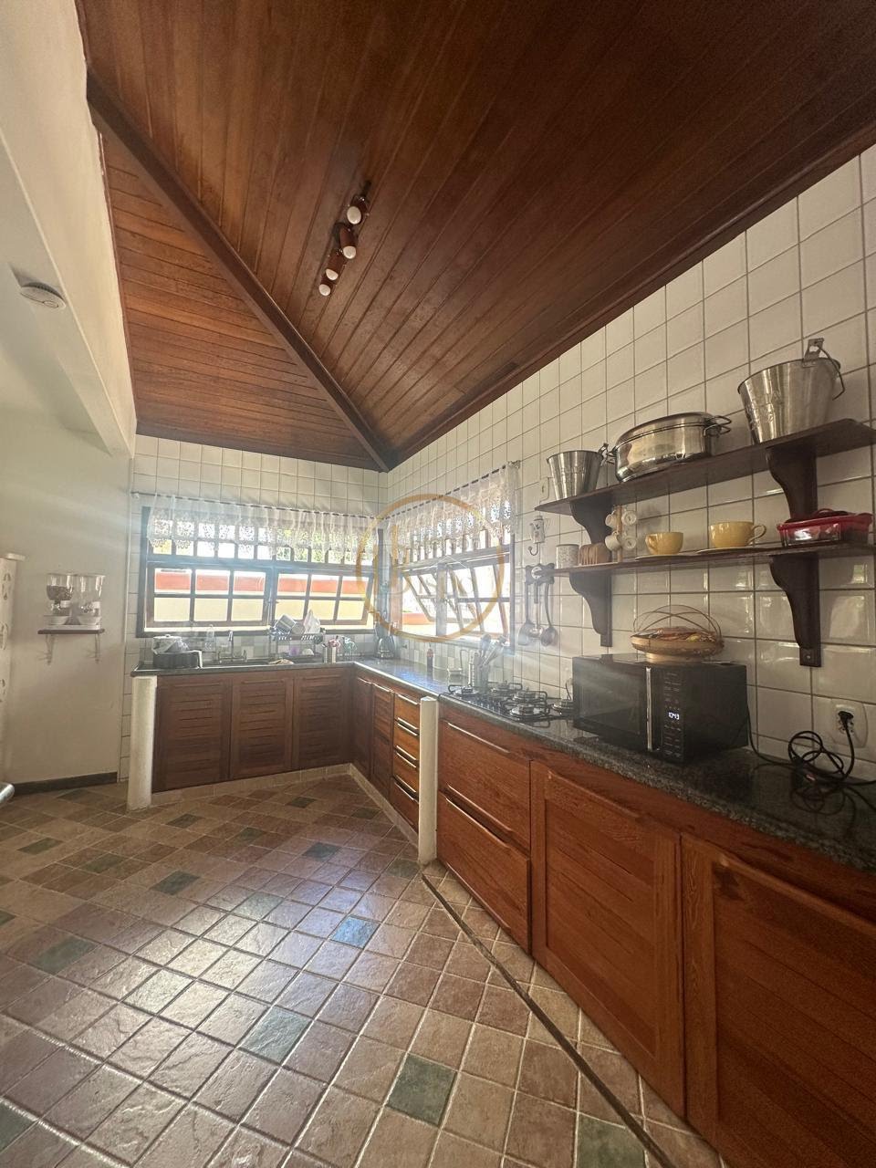Casa à venda com 3 quartos, 1 suíte, 2 vagas e 155m² no Praia de Taperapuã, Porto Seguro (BA) — foto 4 de 21