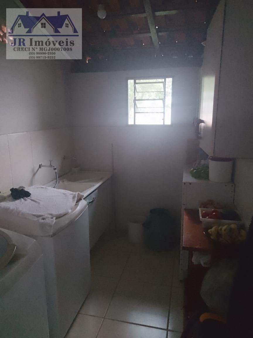 Casa à venda com 3 quartos, 1 suíte, 2 vagas e 300m² no Monte Castelo, Piranguçu (MG) — foto 17 de 25