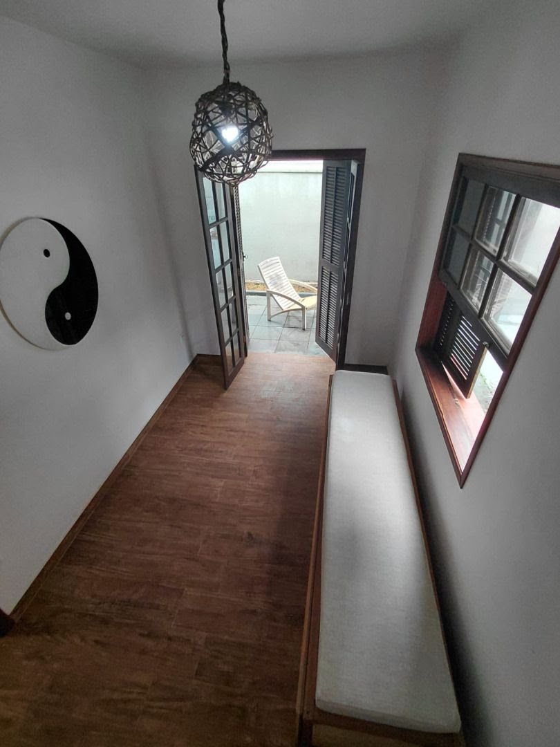 Casa à venda com 3 quartos, 2 banheiros, 2 vagas e 142m² no Toninhas, Ubatuba (SP) — foto 3 de 21