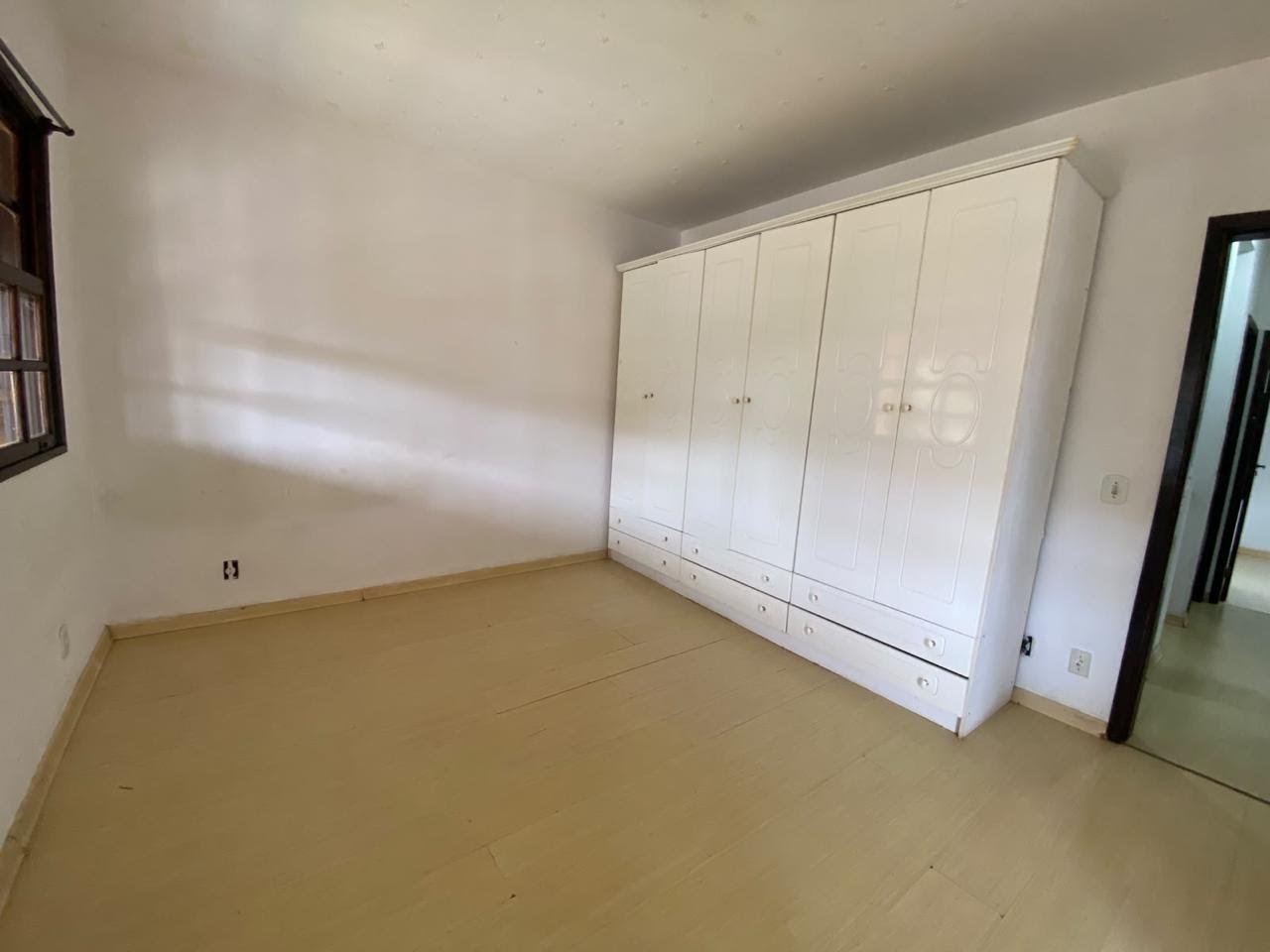Casa à venda com 4 quartos, 1 suíte, 3 vagas e 180m² no Vargem Pequena, Rio de Janeiro (RJ) — foto 24 de 28