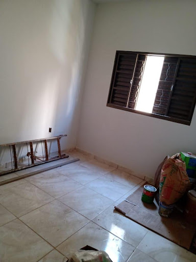 Casa à venda no bairro Jardim Brasília em Uberlândia. ﻿