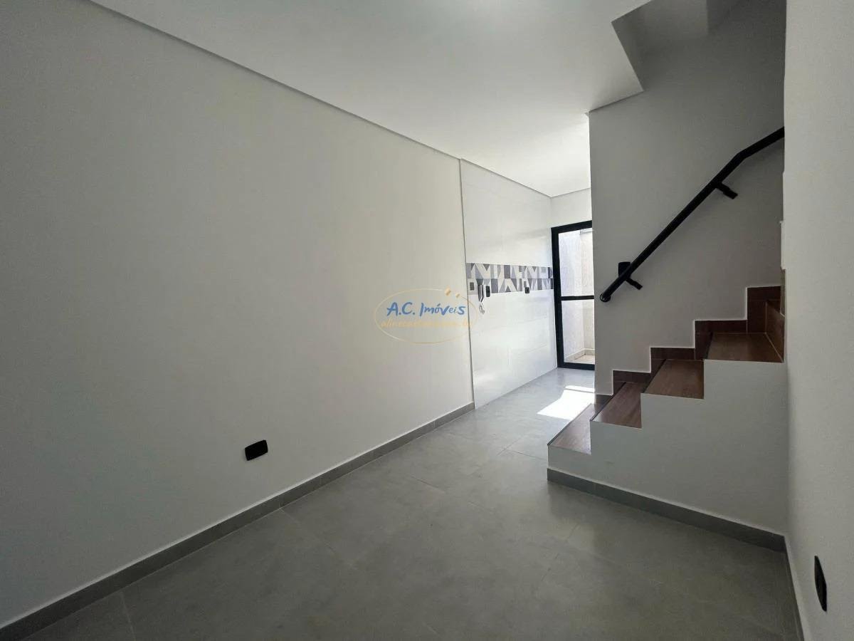 Casa à venda com 2 quartos, 2 banheiros, 1 vaga e 55m² no Vila Tupi, Praia Grande (SP) — foto 8 de 22