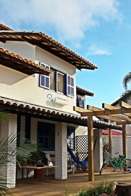 Casa para alugar com 4 quartos, 4 suítes e 250m² no Daniela, Florianópolis (SC) — foto 2 de 30