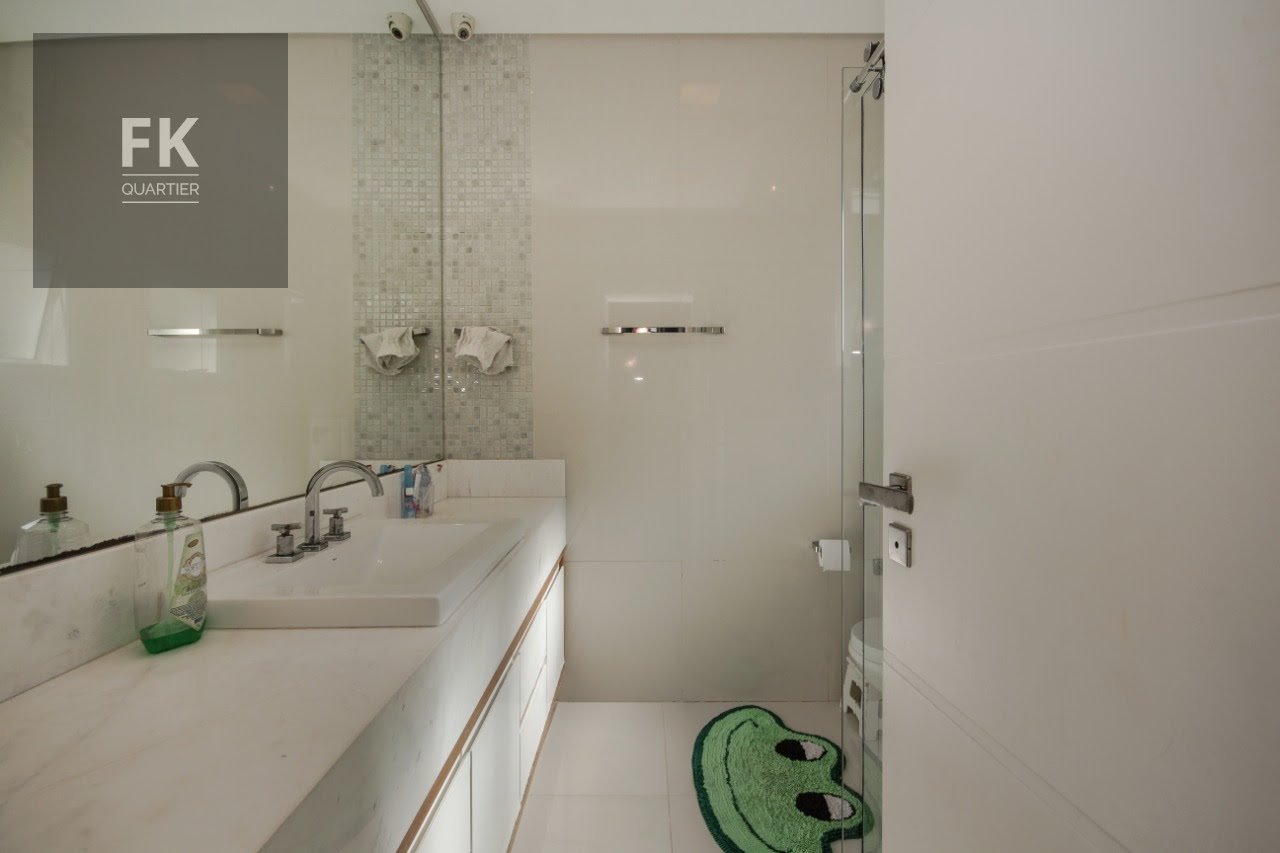 Casa à venda com 4 quartos, 4 suítes, 4 vagas e 421m² no Residencial Burle Marx, Santana de Parnaíba (SP) — foto 17 de 30