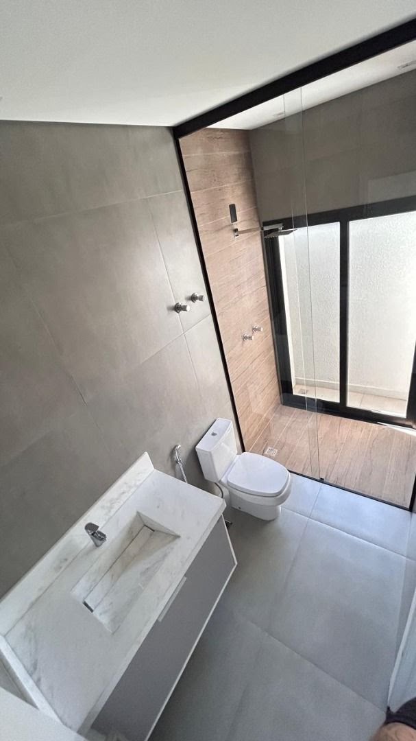 Casa à venda com 3 quartos, 3 suítes, 4 vagas e 285m² no Alphaville Nova Esplanada 3, Votorantim (SP) — foto 12 de 30