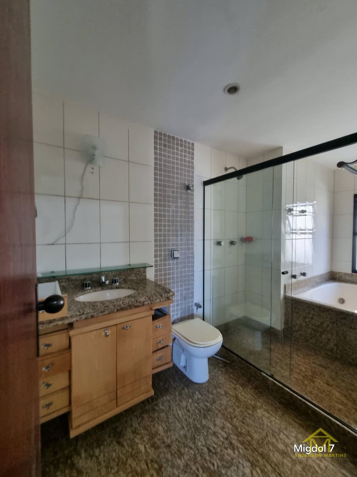 WC suite