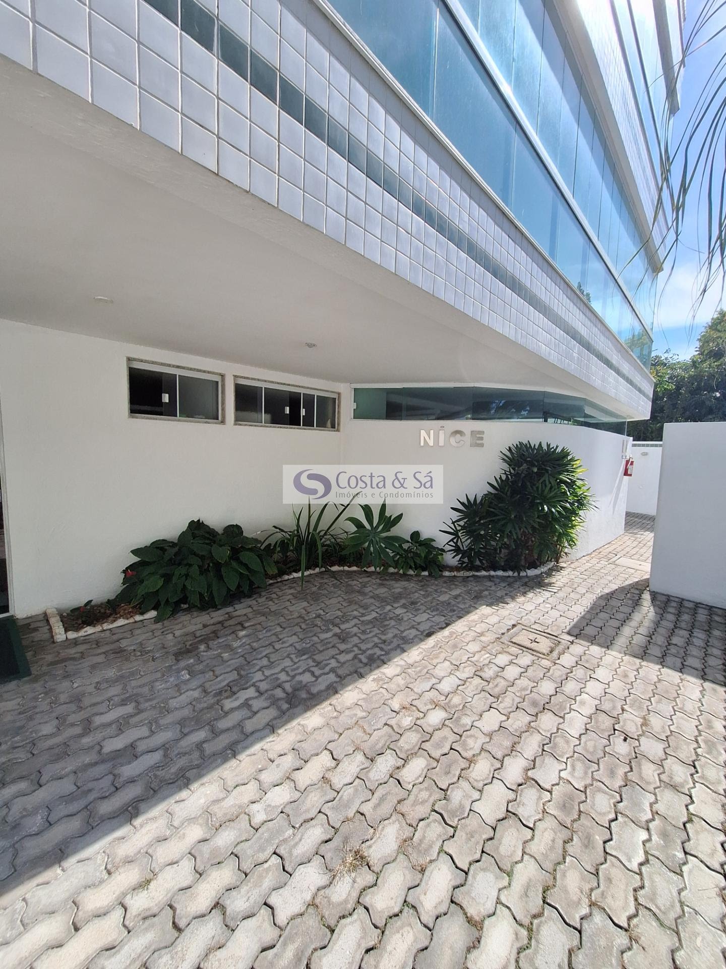 Apartamento à venda com 1 quarto, 1 suíte, 1 vaga e 110m² no Costazul, Rio das Ostras (RJ) — foto 2 de 28
