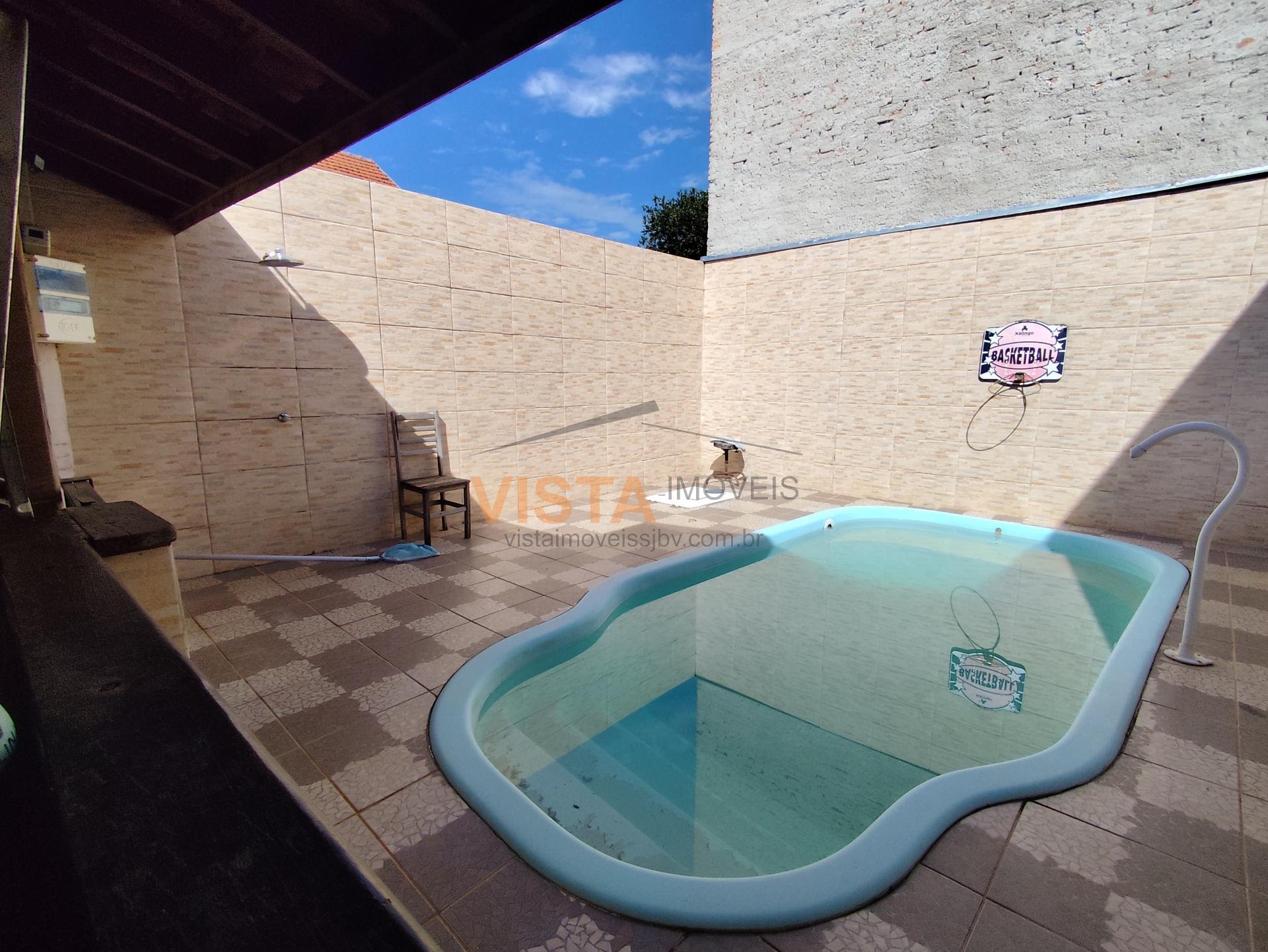 Casa à venda com 3 quartos, 3 banheiros, 3 vagas e 190m² no Vila Santa Edwirges, São João da Boa Vista (SP) — foto 14 de 17