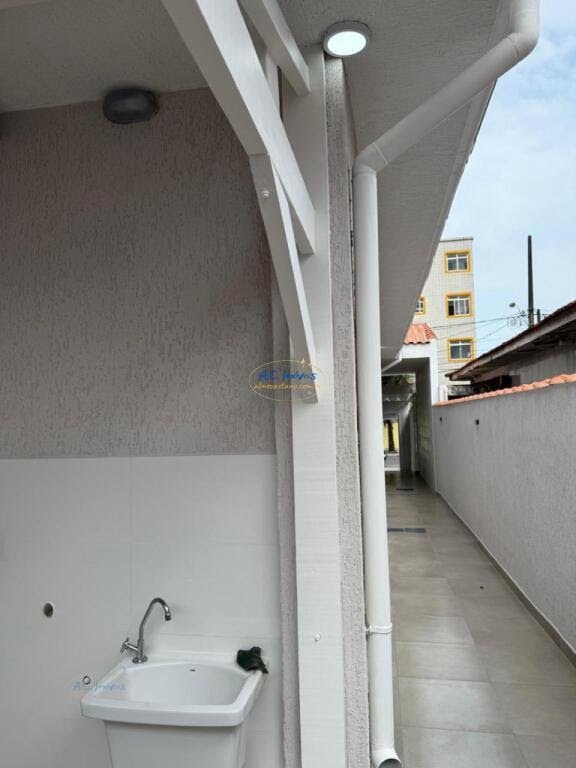 Casa à venda com 2 quartos, 1 suíte, 2 vagas e 70m² no Maracanã, Praia Grande (SP) — foto 6 de 19