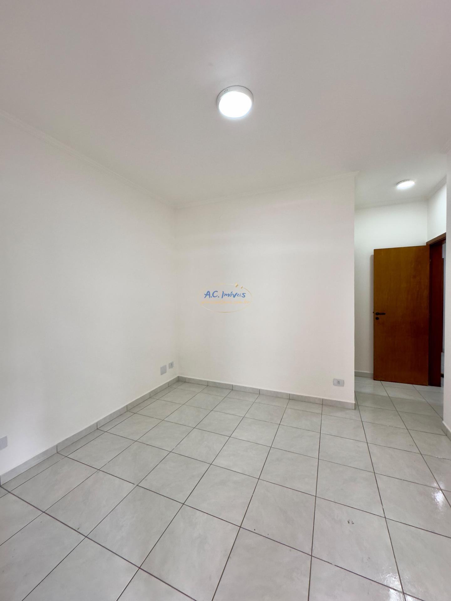 Apartamento à venda com 3 quartos, 2 suítes, 2 vagas e 131m² no Vila Tupi, Praia Grande (SP) — foto 14 de 24