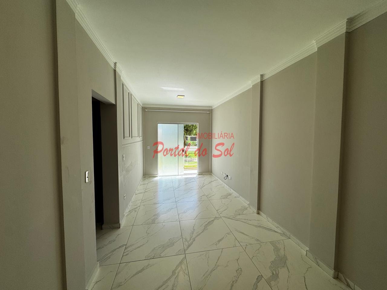 Apartamento à venda com 2 quartos, 1 banheiro e 1 vaga no Jardim Monte Verde, Santo Antônio da Platina (PR) — foto 2 de 8