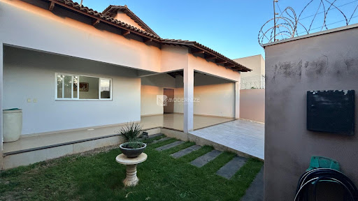 Casa em Loteamento Copacabana  -  Catalão