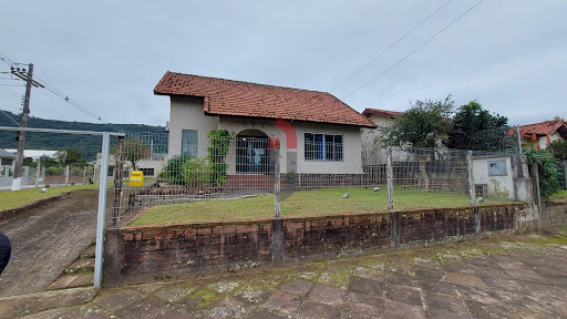 Casa no Centro  -  Osório