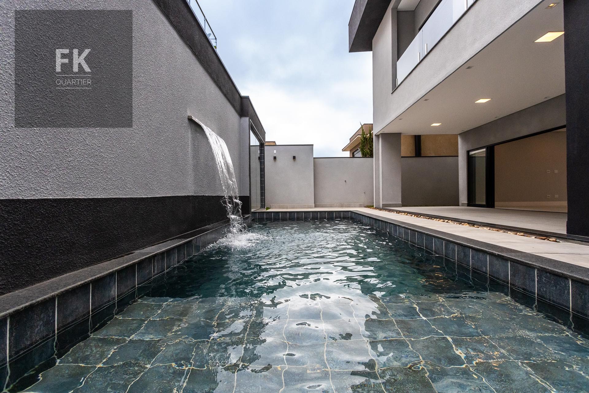 Casa à venda com 5 quartos, 5 suítes, 4 vagas e 392m² no Cidade Tamboré, Santana de Parnaíba (SP) — foto 18 de 30