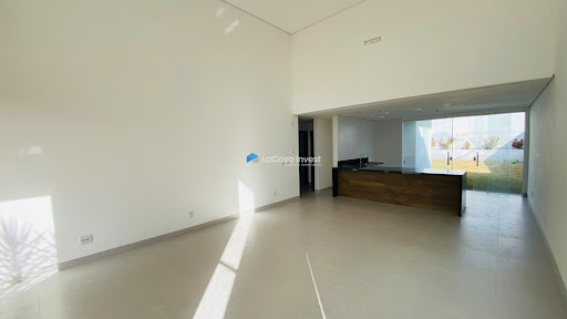 Casa 03 Dorm. em Village II  -  Porto Seguro