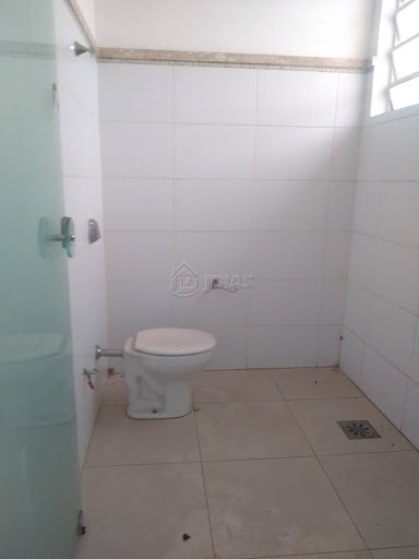 Loja / Salão em Centro - Jaboticabal, SP
