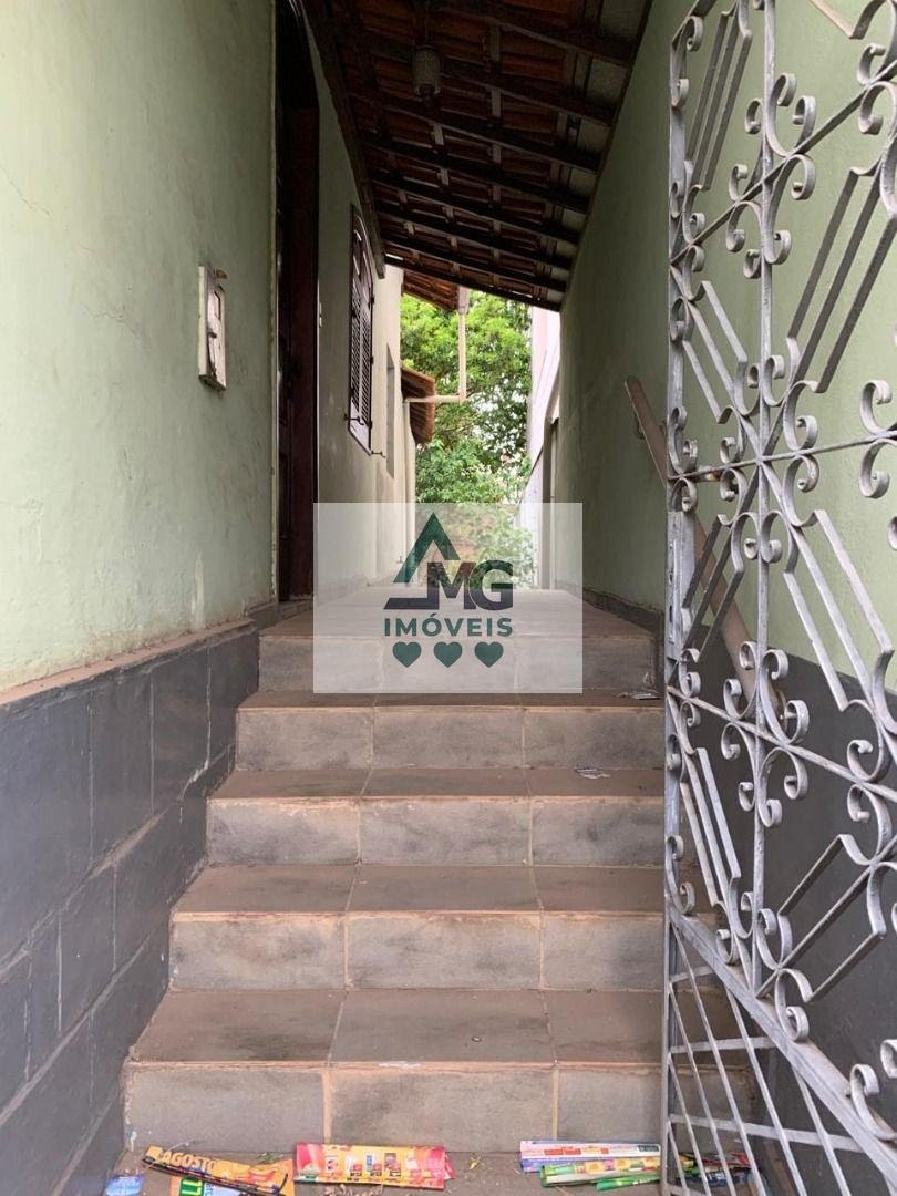 Casa à venda com 3 quartos, 1 banheiro e 330m² no Centro, Três Corações (MG) — foto 17 de 17