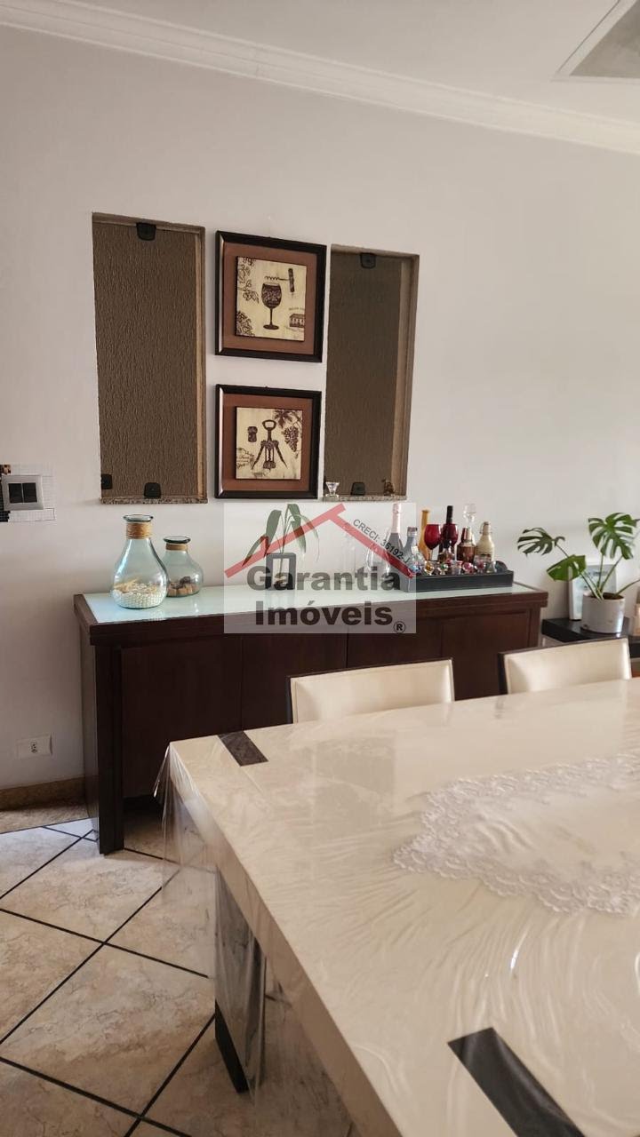 Casa à venda com 5 quartos, 1 suíte, 4 vagas e 198m² no Cipava, Osasco (SP) — foto 7 de 30