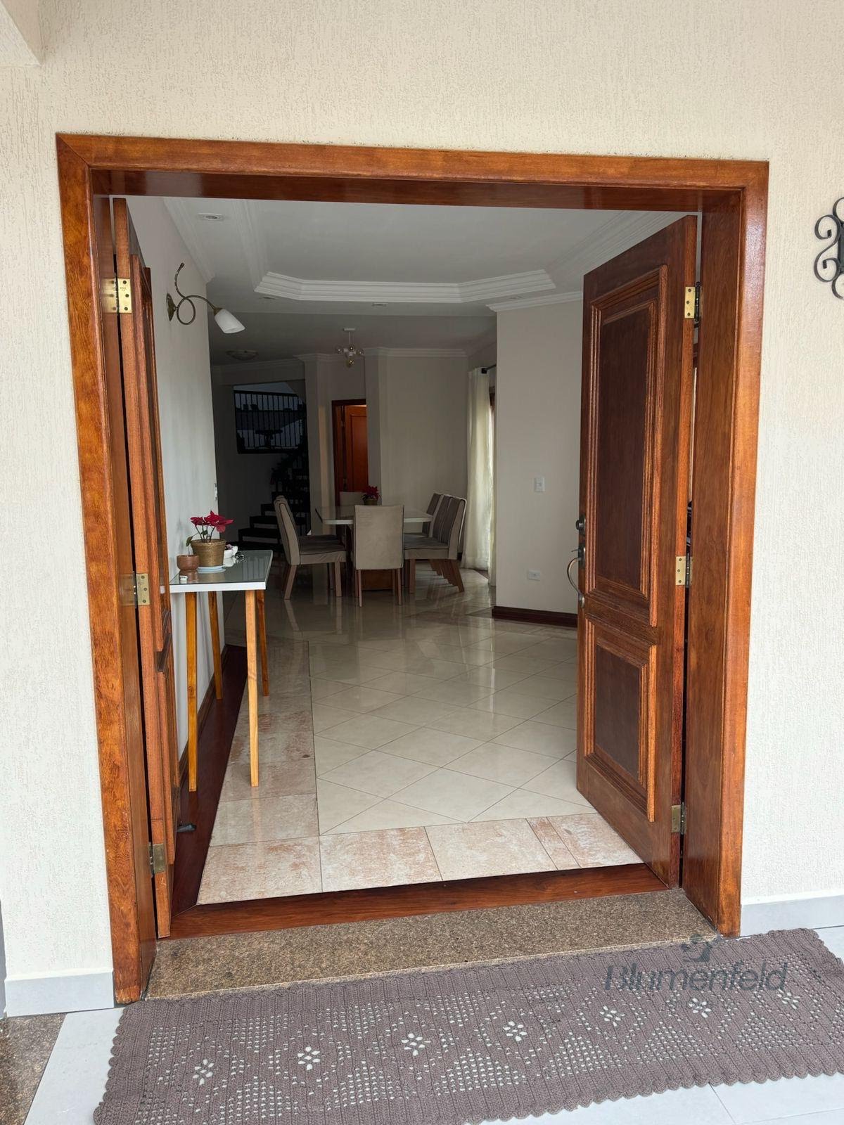 Casa à venda com 4 quartos, 1 suíte, 2 vagas e 400m² no Condomínio Arujazinho IV, Arujá (SP) — foto 5 de 30